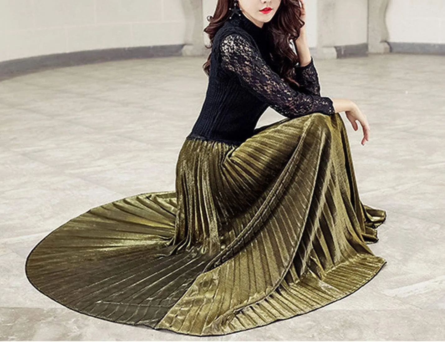 Flygo Women's Casual Metallic Shiny Shimmer Pleated Swing Maxi Long Skirt