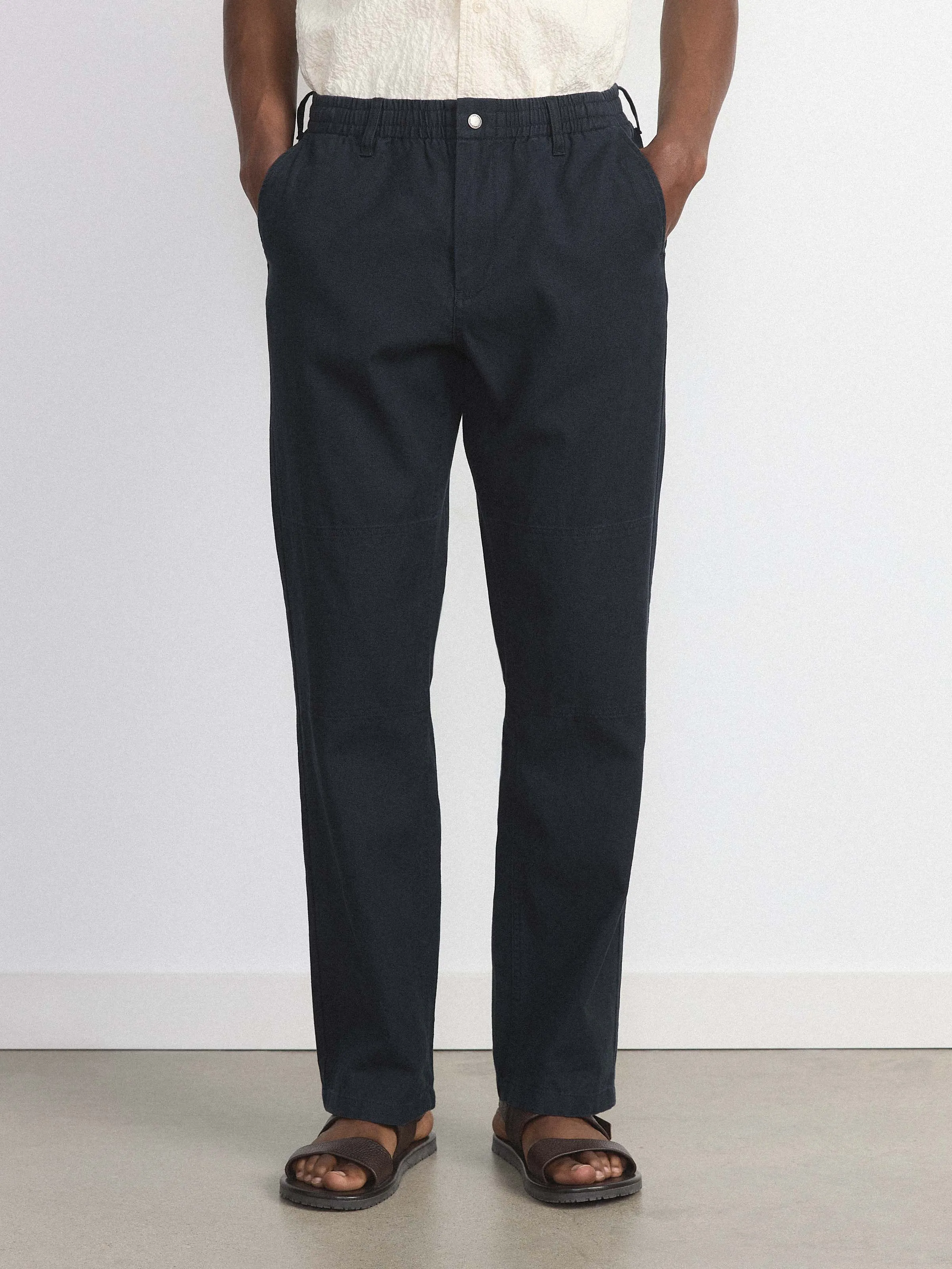 The Joey Straight Canvas Pant in Navy